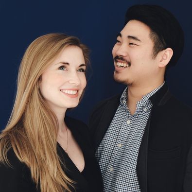 Zwei Musiker: Eleonora Pertz, Klavier, und Jeeyoung Lim, Bass